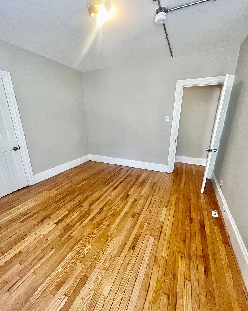 127-135 Westford St. — Photo 3