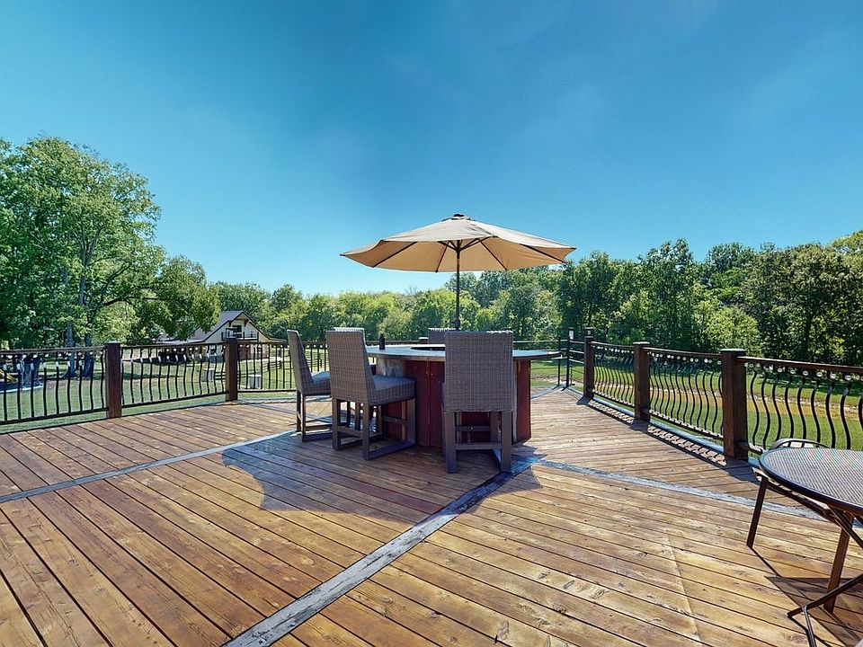 37th image of 2622 Poplar Knoll Dr