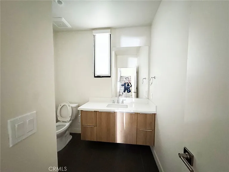 501 N Santa Anita Ave #B — Photo 11
