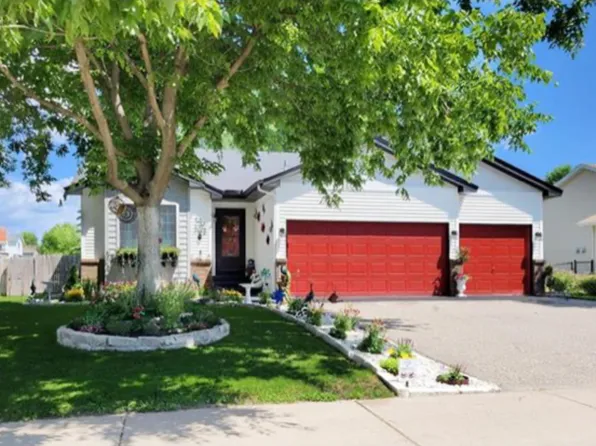 306 Glenwood St SW, Isanti, MN 55040