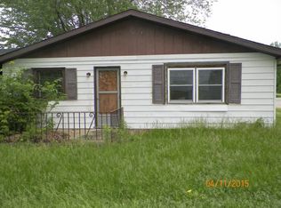 7028 W Illiana Dr, West Terre Haute, IN 47885
