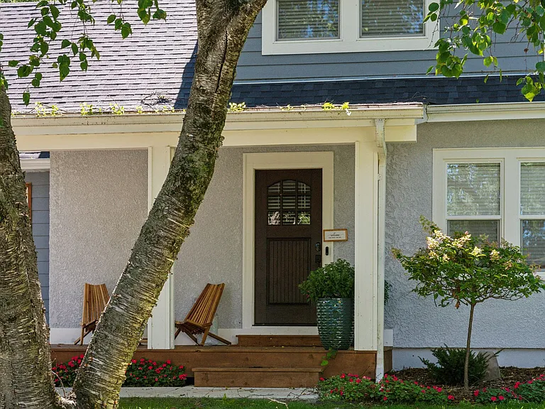Bayview Pl — Photo 20