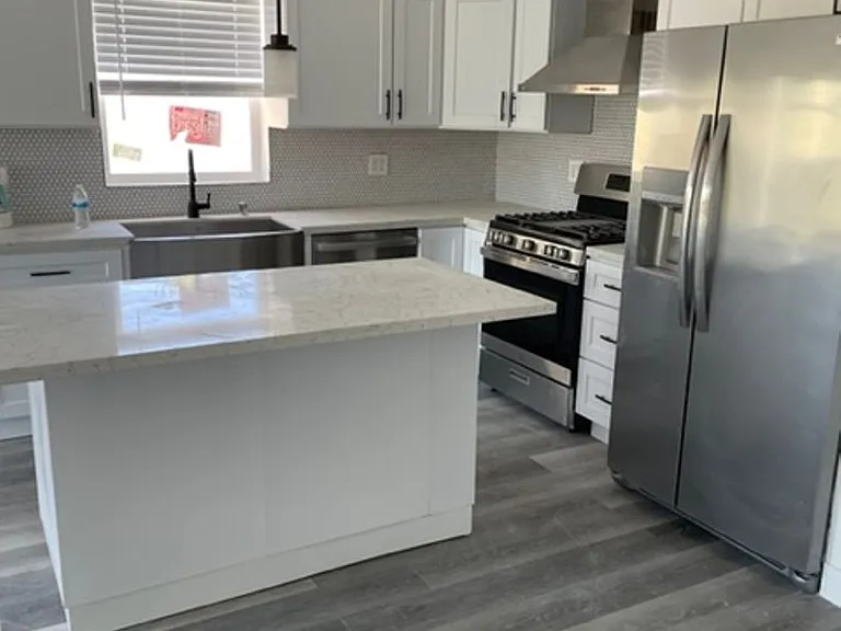 20811 Tiara St — Photo 9