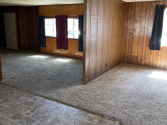 4th image of 630 N Adam Dr