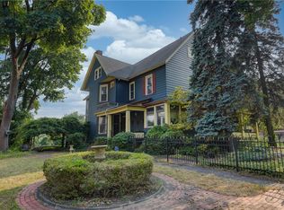 7 Lake View Park, Rochester, NY 14613