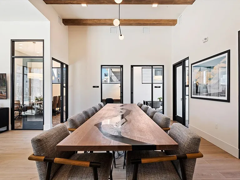 The Jaxon — Photo 32