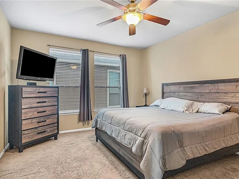 3418 Castleton Dr — Photo 18