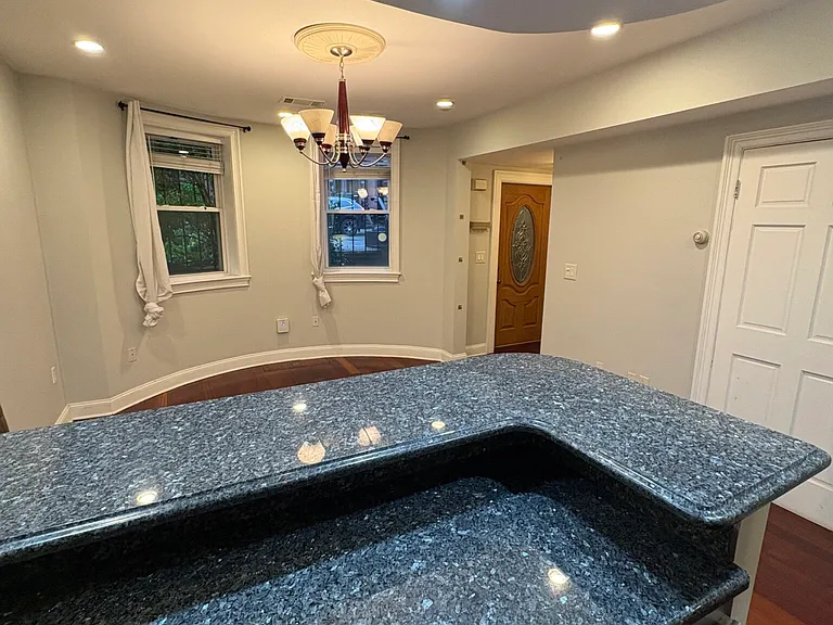 106 E Brookline St #1 — Photo 4