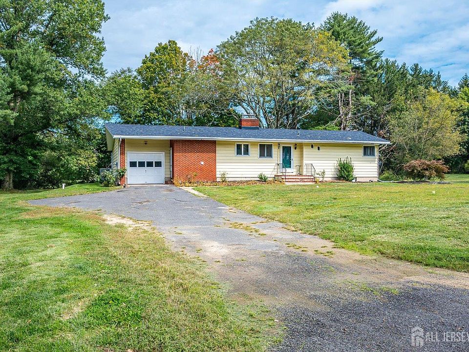 1st image of 93 Conover Rd