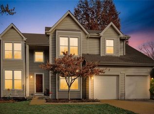 15745 Dearborn St, Overland Park, KS 66223