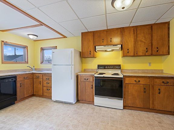 5th image of 616 Summit St