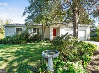 12650 Stoa Ct, Herndon, VA 20170