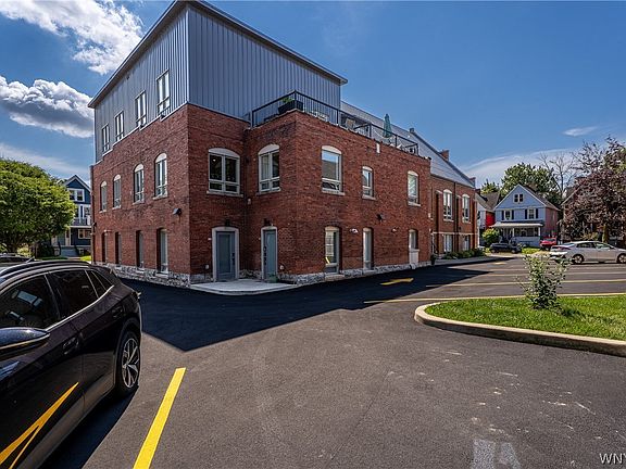 5th image of 340 Bird Ave #204