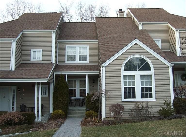 1st image of 226 Sandpiper Ct