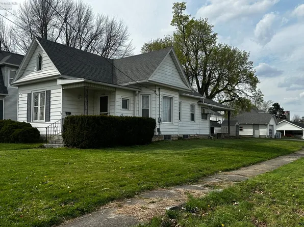 202 Louise Ave, Bellevue, OH 44811
