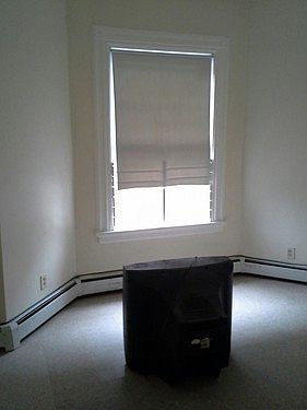 5th image of 41 Milford Ave Fl 2