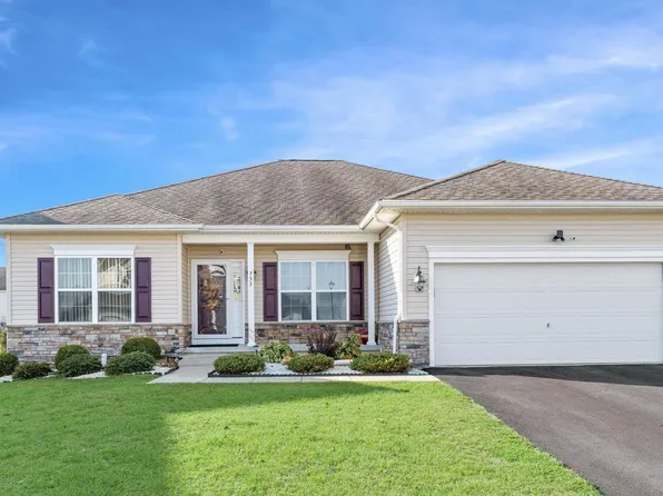 753 Willowwood Dr, Smyrna, DE 19977