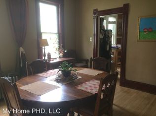 1121 E Clarke St, Milwaukee, WI