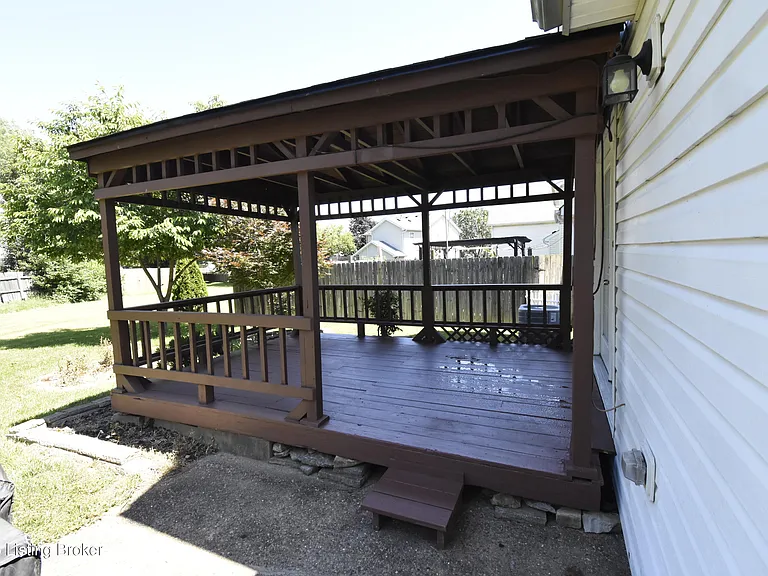 4006 Mimosa View Dr — Photo 3