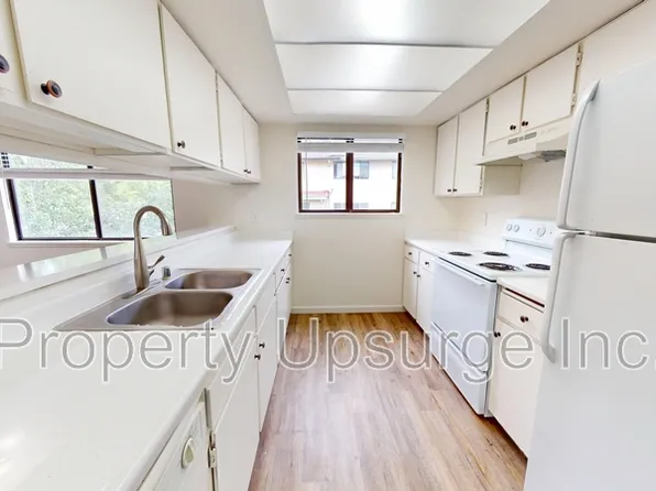 1233 Bundy Ct APT 6, Redding, CA 96003