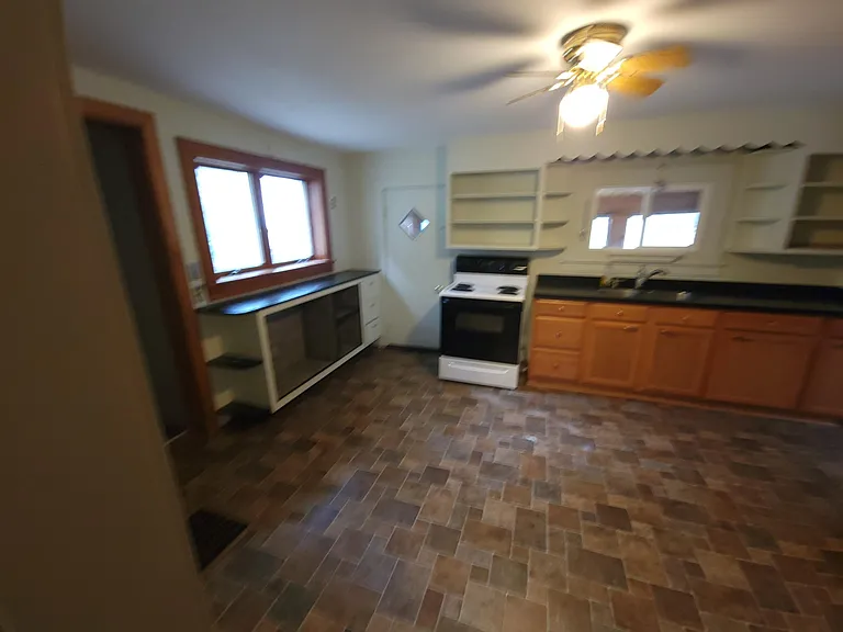 10 McKinstry St #1 — Photo 5