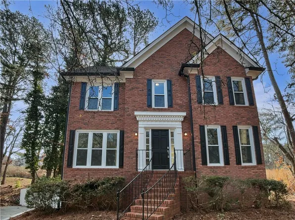 2454 Jacks View Ct, Snellville, GA 30078