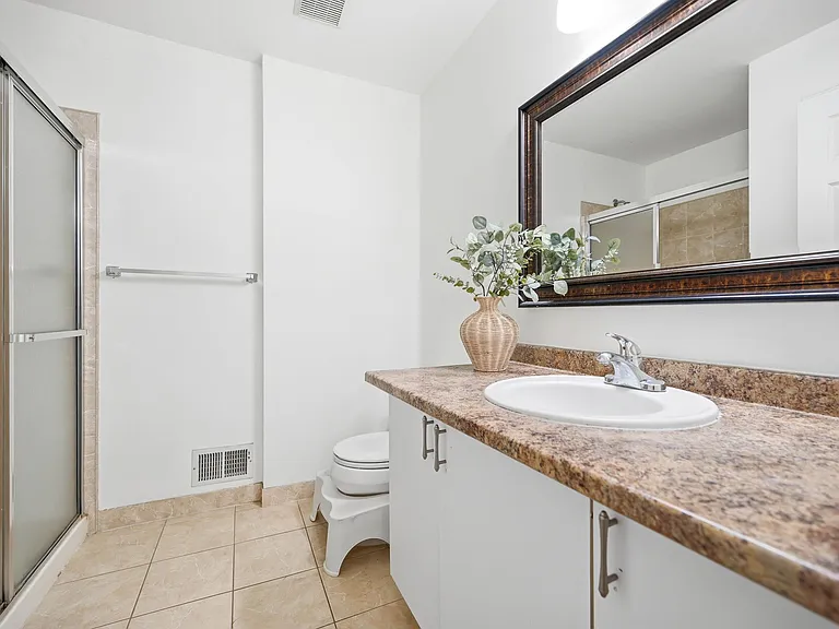 216 Barringer Dr — Photo 20