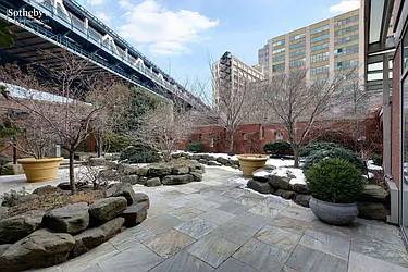 Rented by Sotheby's International Realty