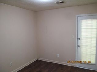 3936 Henry Ct, Kennesaw, GA 30101