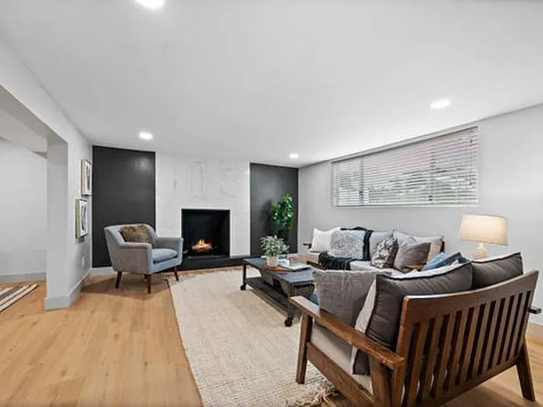 1238 E Oros Ave — Photo 24
