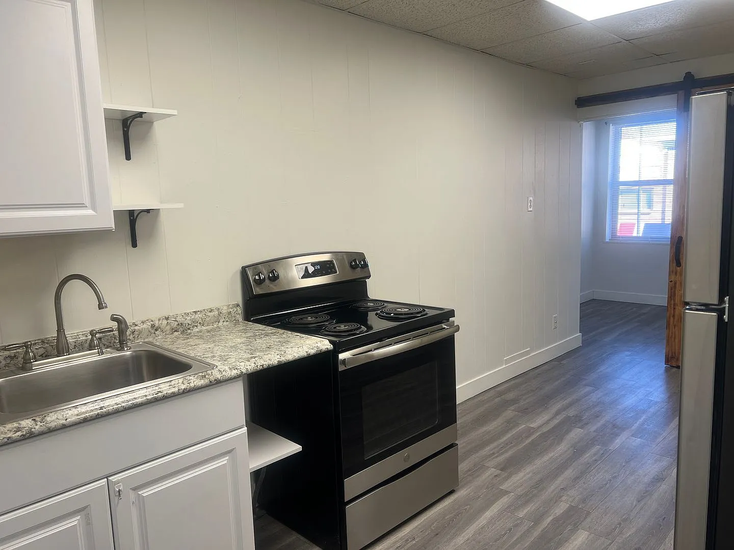 One bedroom in the Heart of Downtown Golden! — Photo 1