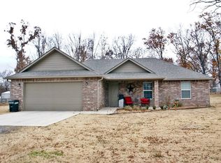 12860 W Southern Oaks St, Tahlequah, OK 74464