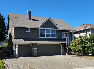 8918 188th St E, Puyallup, WA 98375