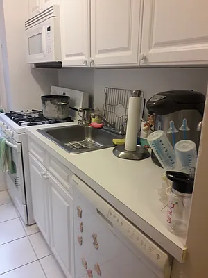 Rented by Chartwell Forest Hills Realty | media 7