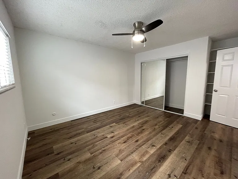 20353 Saticoy St — Photo 60