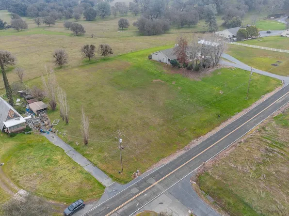 4612 Roadrunner Dr, Ione, CA 95640