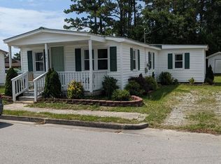 207 Sound Rd, Holly Ridge, NC 28445