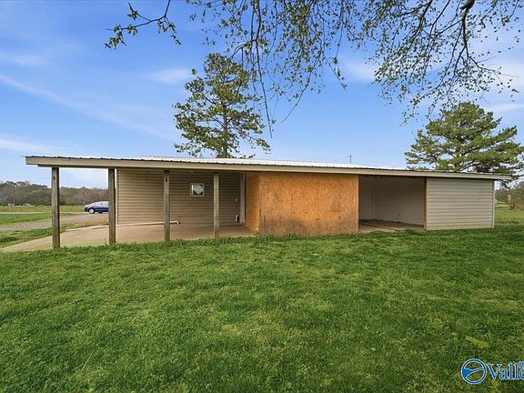 5th image of 602 Arbor Acres Dr