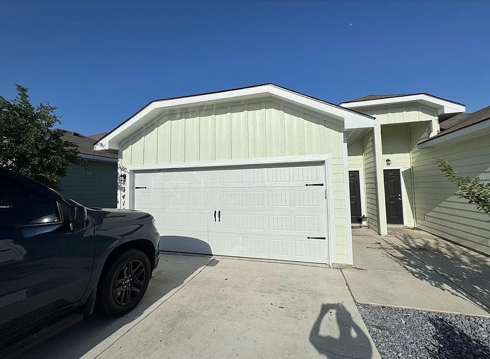 1st image of 3414 Scott Cir #3414