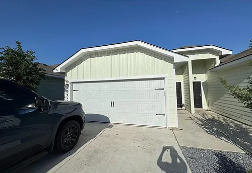 3414 Scott Cir Photo 1