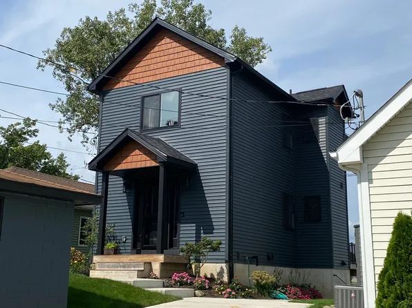 11020 Charles Dr, Byron, MI 48418