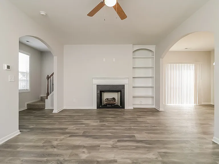44 Rosemary St — Photo 6