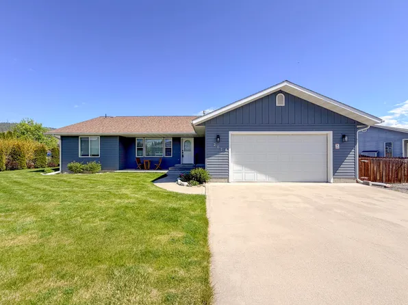 205 E Evergreen Dr, Kettle Falls, WA 99141