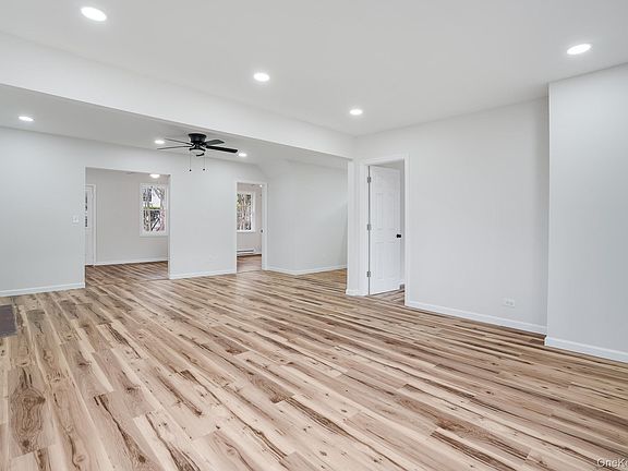 4th image of 24 Amazon Road