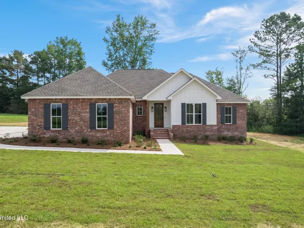 250 Higgins Rd, Sumrall, MS 39482