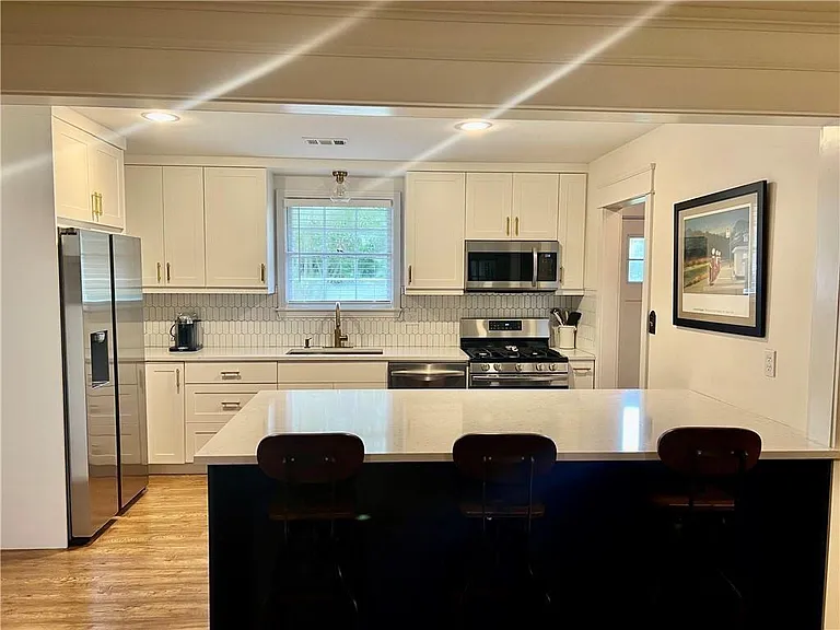 116 Highland Ave — Photo 6