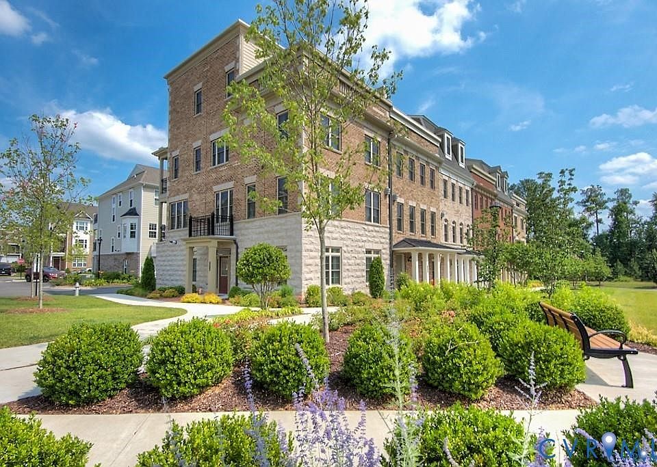 1st image of 3910 Village Commons Walk