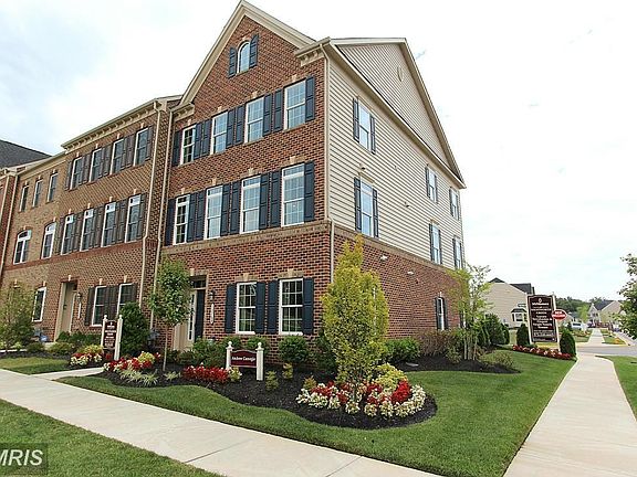 Exterior (Front)