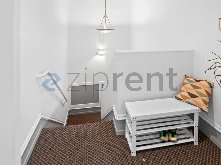 440 Navaro Pl #219 — Photo 5