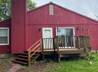 11977 Hall Rd, Whitmore Lake, MI 48189